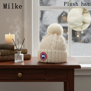 Canada Goose Warm Knit Plush Winter Hat