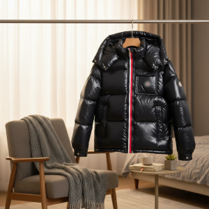 Moncler Black Puffer Jacket Winter Coat