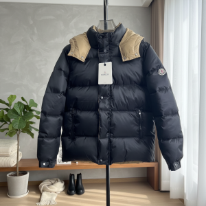 Moncler Black Down Jacket Winter Coat